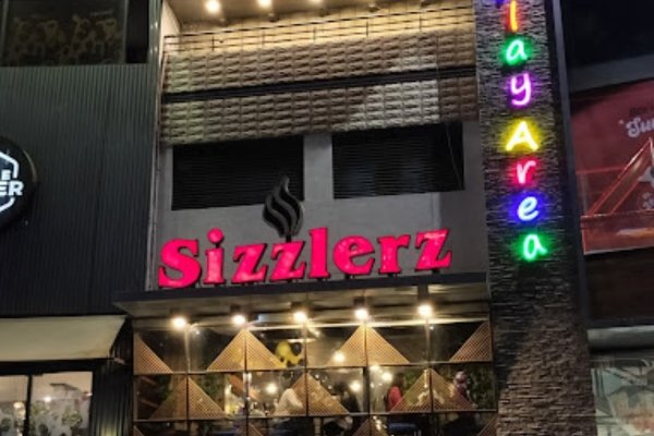 Sizzlerz Cafe & Grills